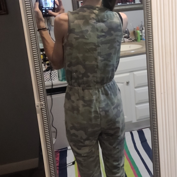 Camo pants romper - Picture 8 of 8